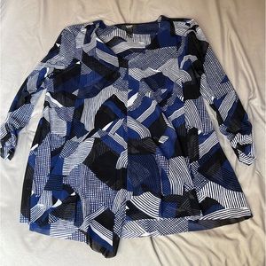 Alfani v-neck blouse. Size petite large